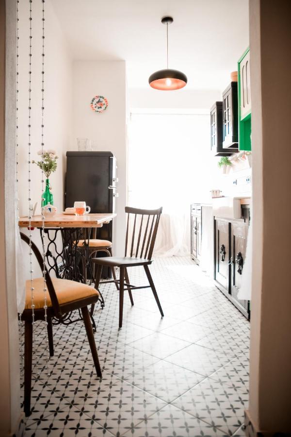 Kiki & Luky Family Apartment By Prague Castle エクステリア 写真